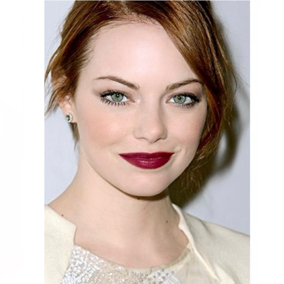 MAC Matte Lipstick DIVA 603 *DISCONTINUED* - Picture 2 of 15